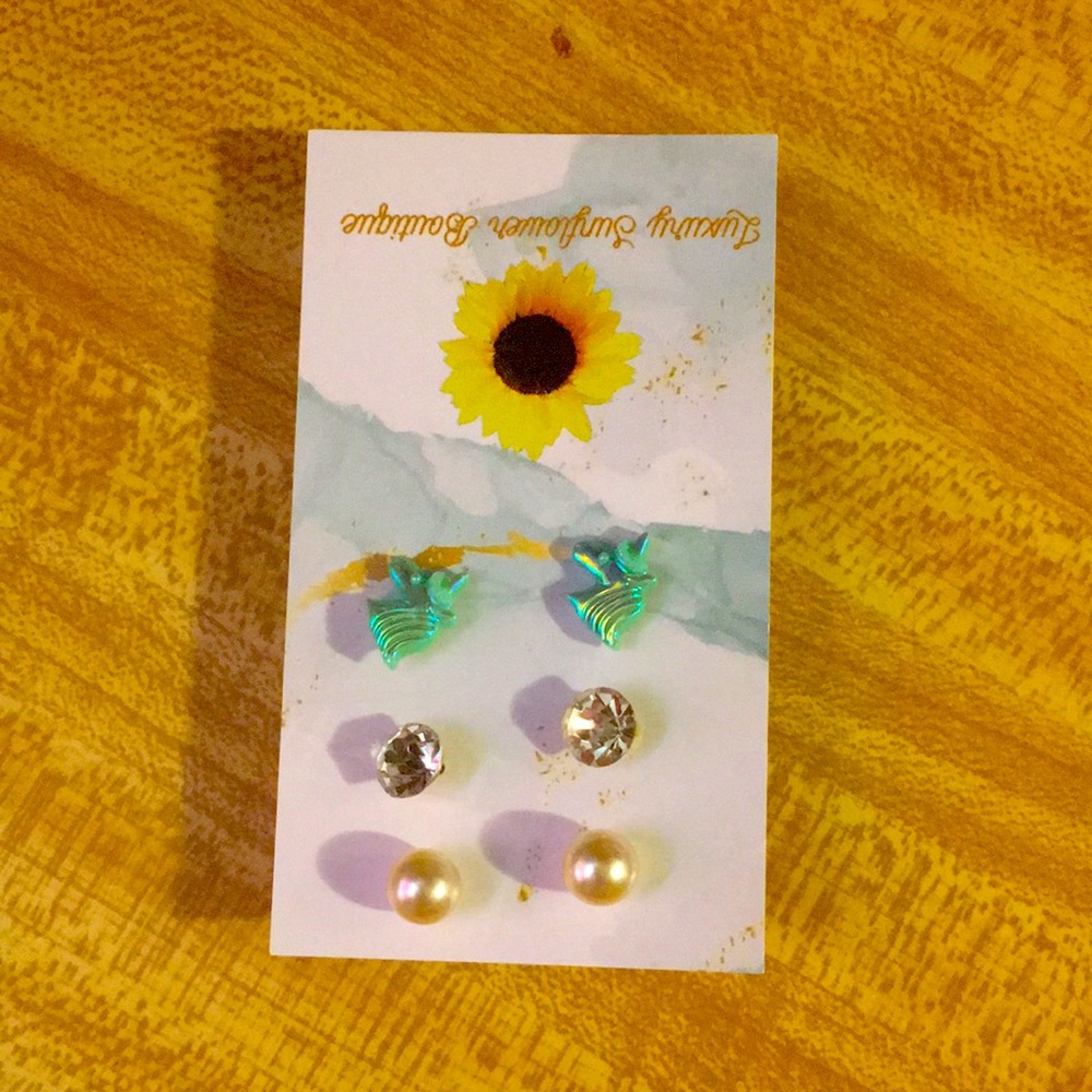 Cute easy to put on earrings